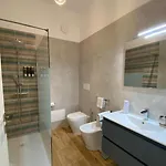 Luxury La Casa Sul Mare 4* Taranto