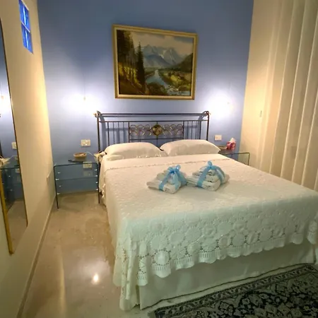 Luxury La Casa Sul Mare Bed and Breakfast 4*